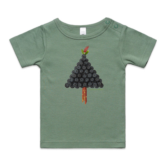 A blueberry tree wee tee from Golly Gosh Creations. This organic cotton garment comes in sizes 0 - 24 months. Colour sage. Crafted from fresh blueberries.