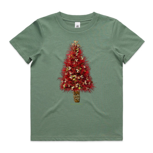 A sage Christmas pohutukawa tree kids tee shirt from Golly Gosh Creations. Size 2 - 16 years. Handcrafted from the iconic NZ tree. A quality cotton garment.