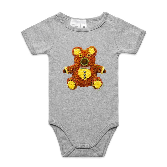 A cute chrysanthemum teddy bear babygrow by Golly Gosh Creations. A quality grey cotton garment available from 0 - 24 months. Created from fresh flowers.